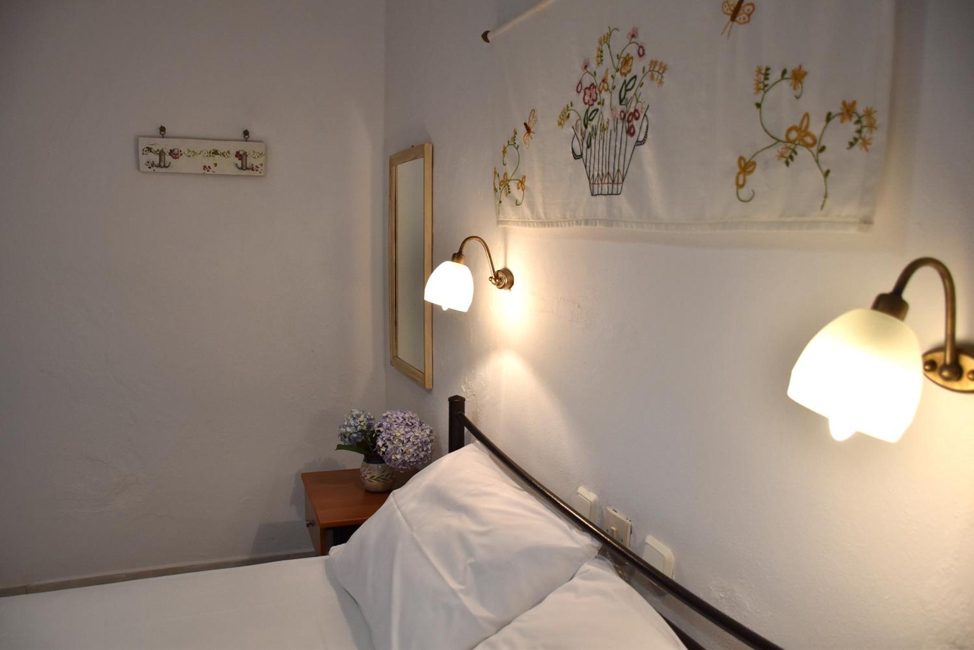 Mirsini Apartments Kariotes Luaran gambar