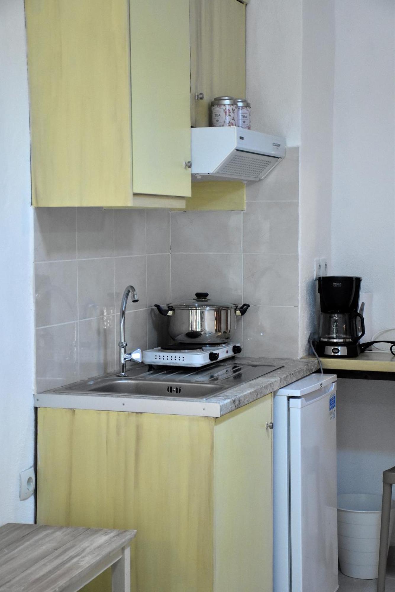 Mirsini Apartments Kariotes Luaran gambar